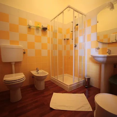 - Tre Risotti מלון 3*